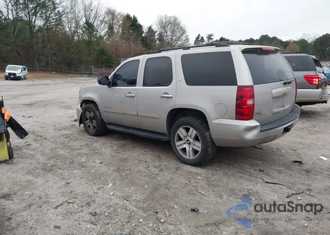 2007 Chevrolet Tahoe Ls из США, поврежденный, VIN 1GNFC13097R412532